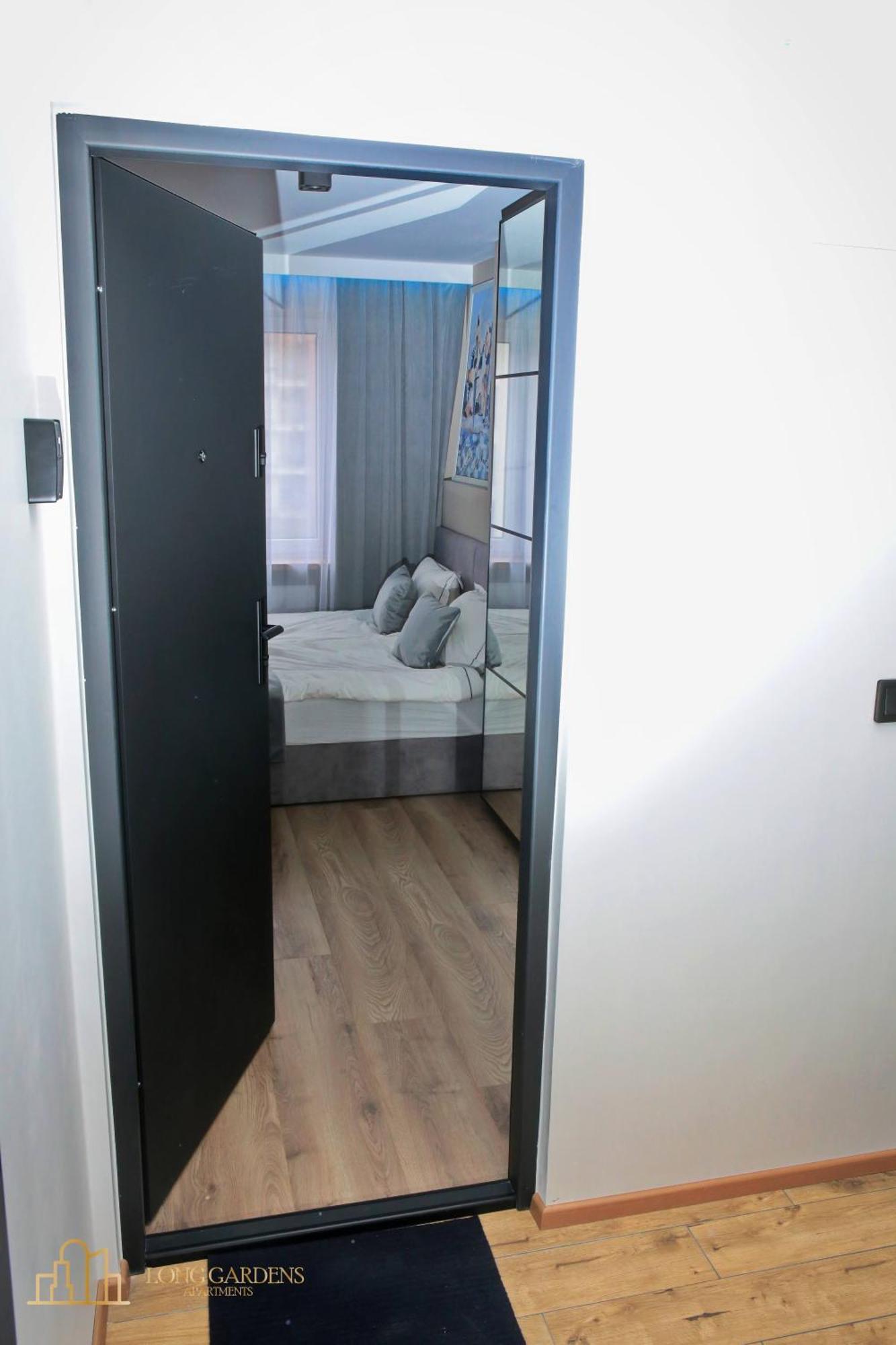 Apartament Long Gardens Premium Old Town
