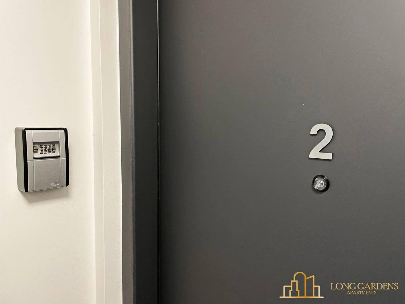 Long Gardens Premium Old Town Apartament